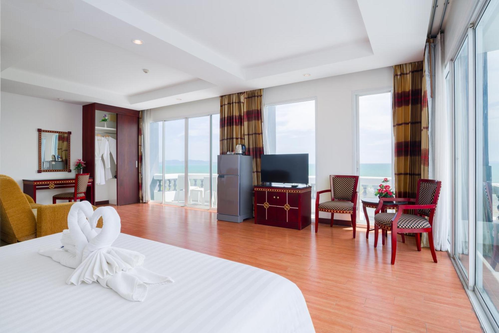Jomtien Hisotel Esterno foto